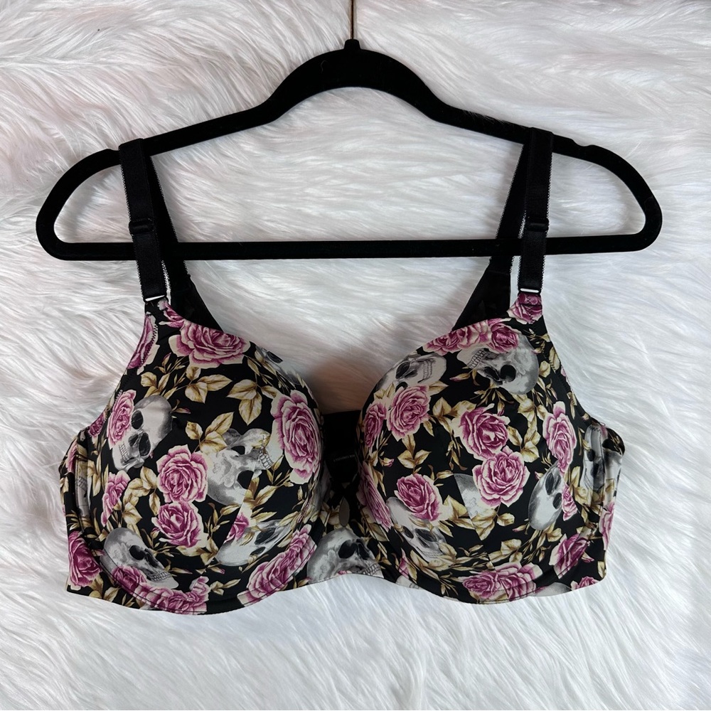 TORRID curve skull bra size 42D